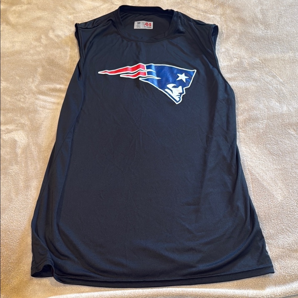 NEW ENGLAND PATRIOTS Black and Red Athletic Tank Top for Active Wear
